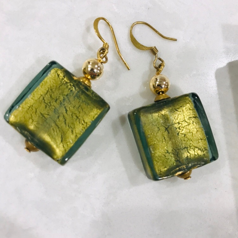 Italian Blown Glass Earrings - Picture 5 of 6